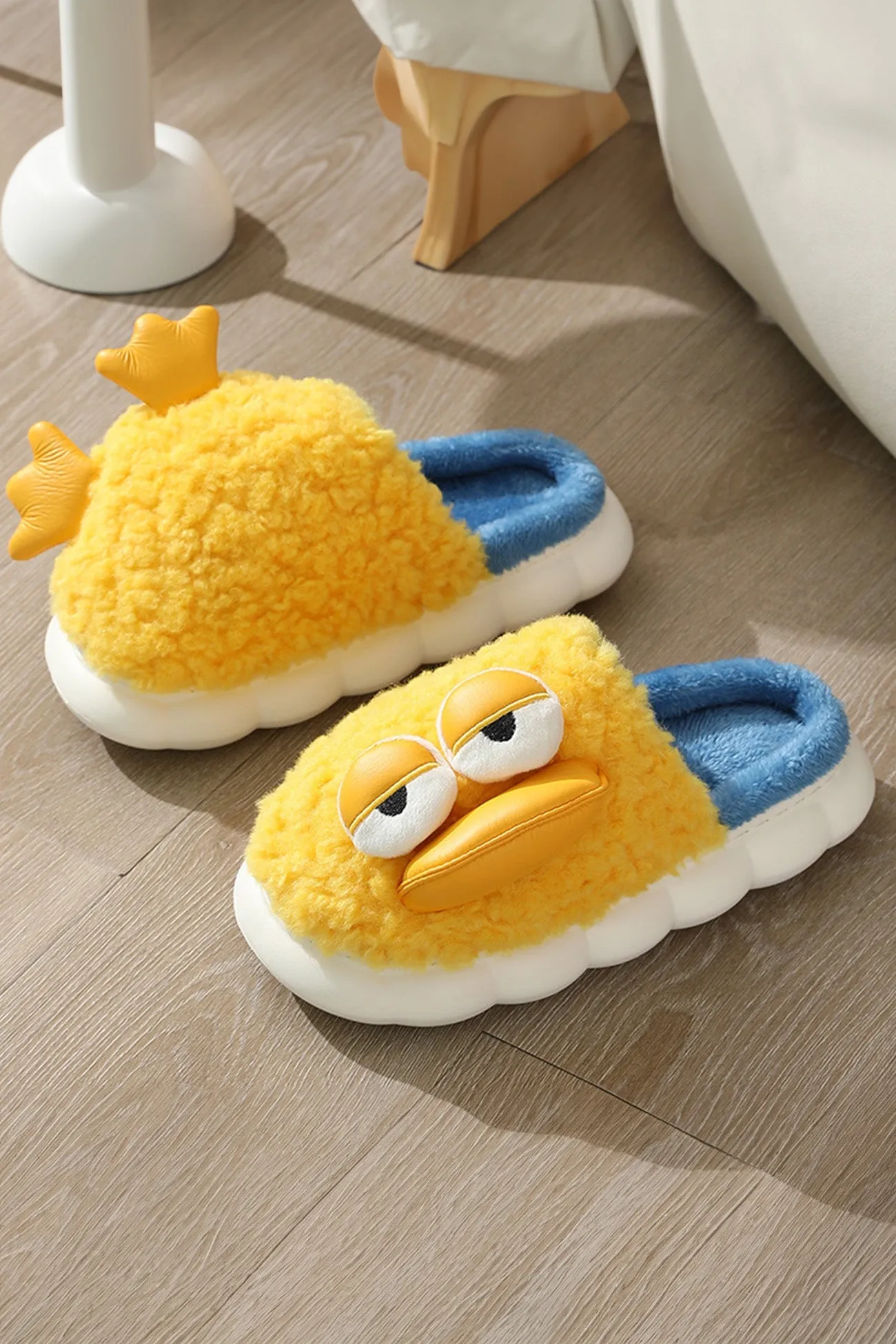 Amozae-Cute Duck Slip-on Fuzzy Slippers