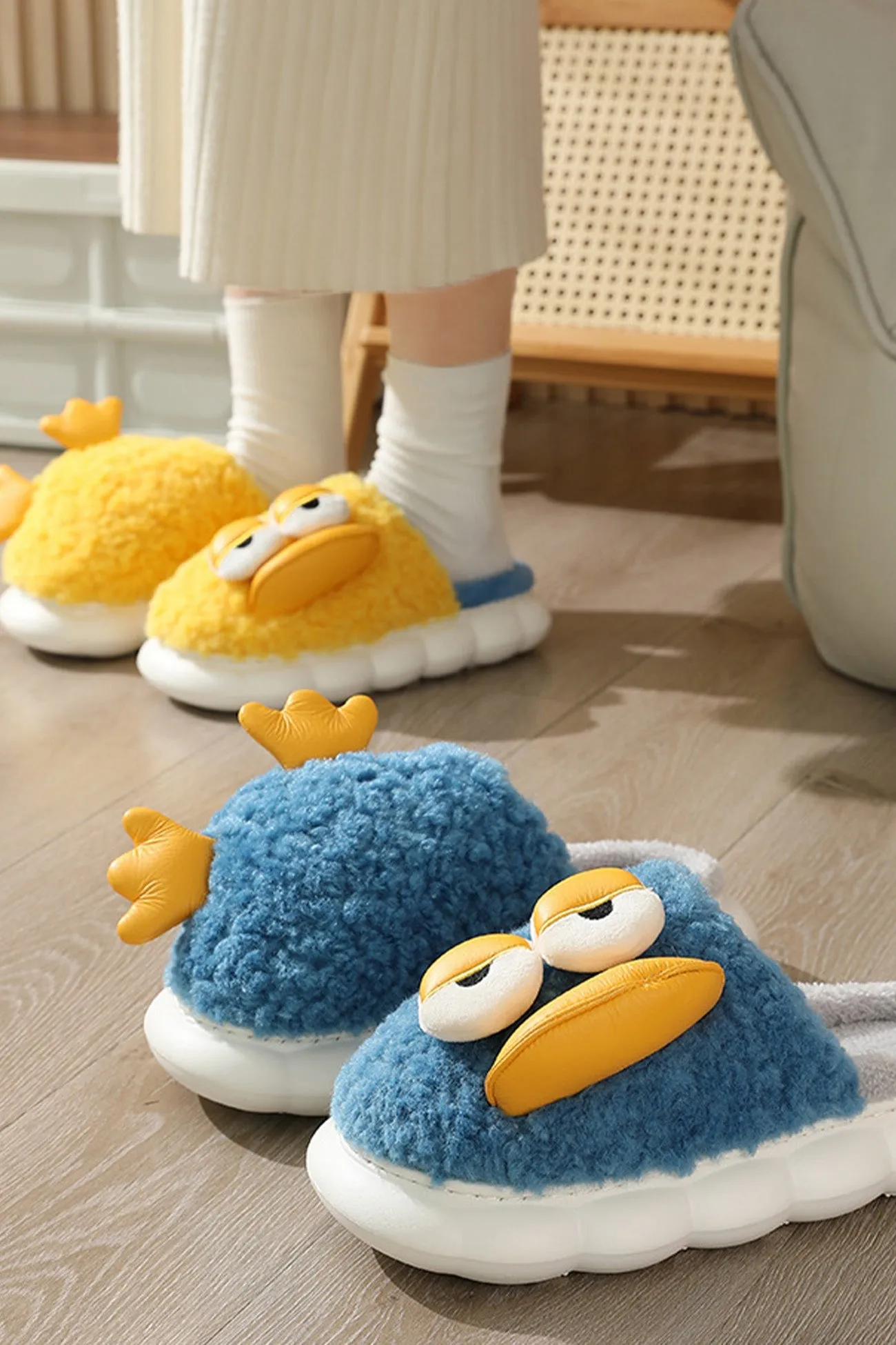 Amozae-Cute Duck Slip-on Fuzzy Slippers