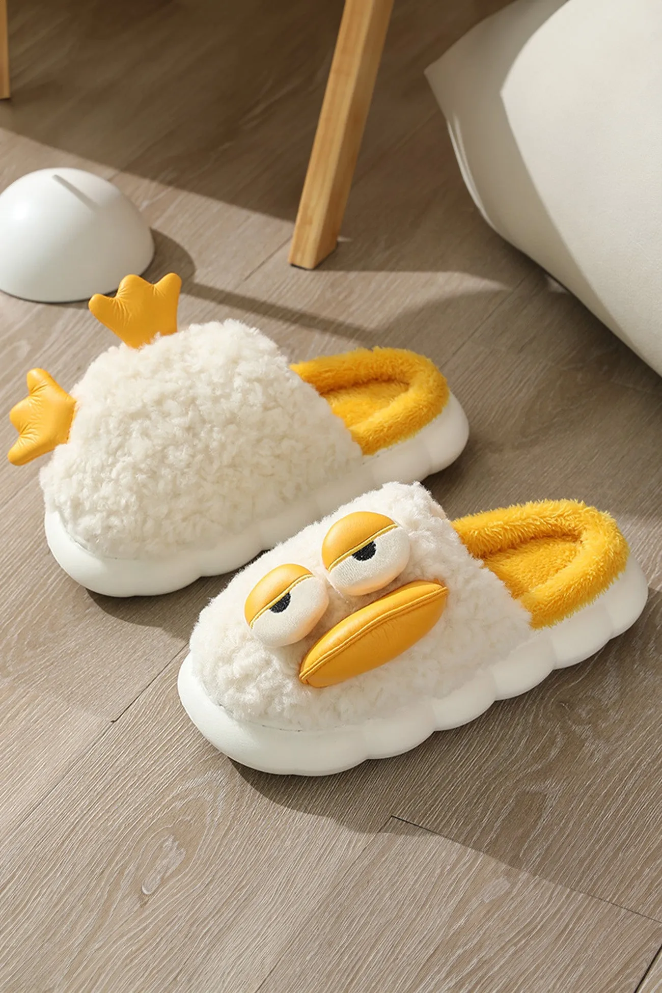 Amozae-Cute Duck Slip-on Fuzzy Slippers