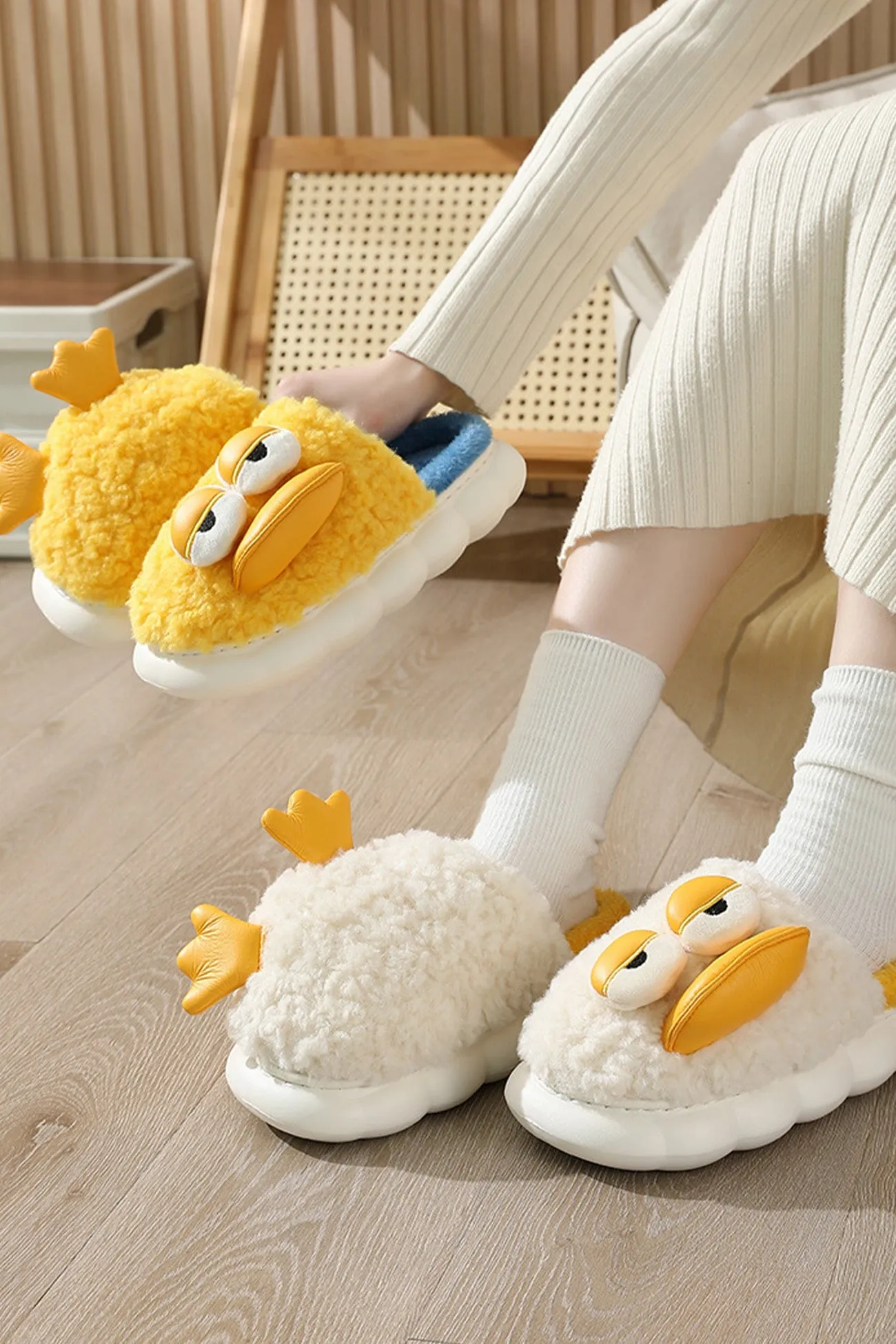 Amozae-Cute Duck Slip-on Fuzzy Slippers
