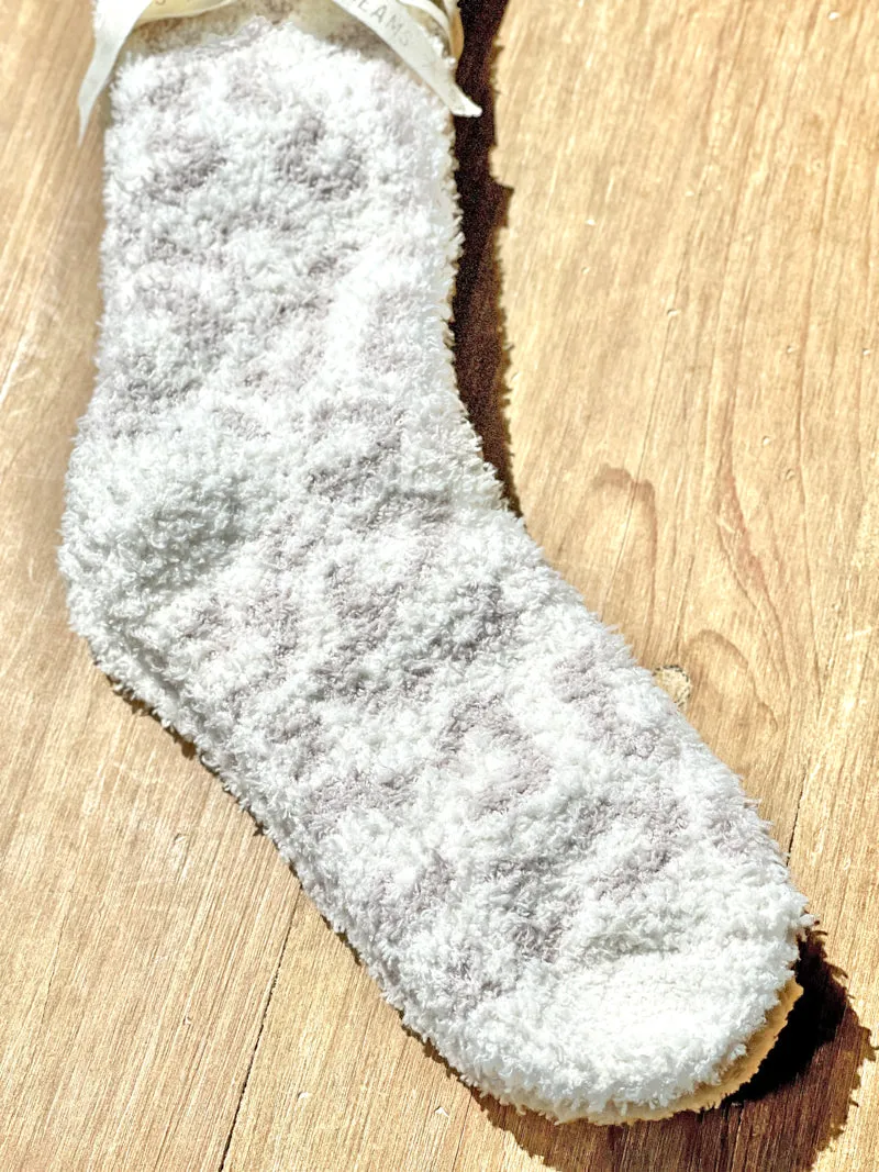 Barefoot Dreams In The Wild Socks - Cream Stone