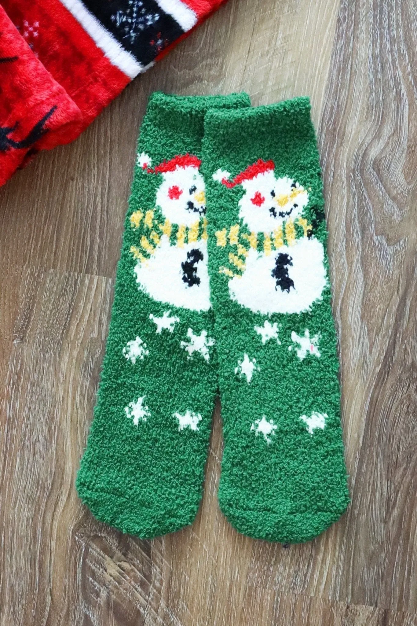 SS1004 12pcs Assorted Fuzzy Christmas Sock Pack